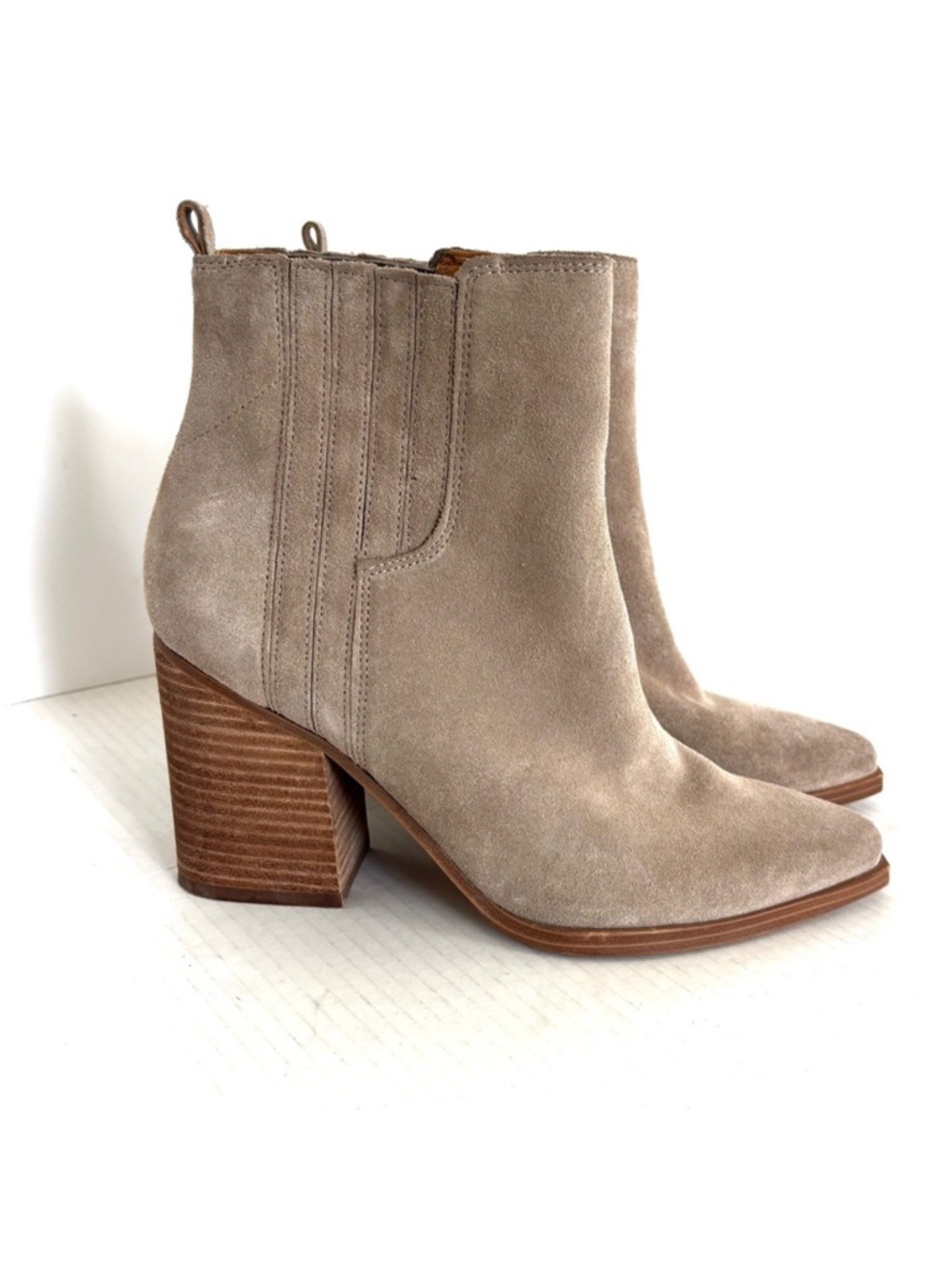 Marc Fisher MLOshay Suede Leather Booties Tan Western Cowgirl Boots Women’s 9.5